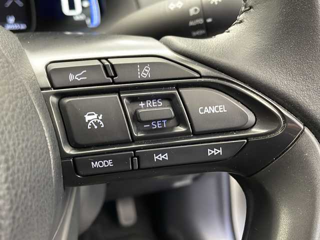トヨタ アクア G 長野県 2021(令3)年 3.1万km プラチナホワイトパールマイカ 4WD/純正メモリナビ＆USB＆BT/トヨタセーフティセンス/アダプティブクルーズコントロール/レーントレーシング/プリクラッシュセーフティ/ブラインドスポットモニター/クリアランスソナー/リアクロストラフィックアラート/パーキングサポートブレーキ/ロードサインアシスト/オートマチックハイビーム/先行車発進告知/ステアリングスイッチ/全方位カメラ/ビルトインETC/LEDヘッドライト/オートライト/電動格納ミラー/ウィンカーミラー/ドアミラーヒーター/純正ホイールキャップ装着/純正フロアマット/プッシュスタート/スマートキー