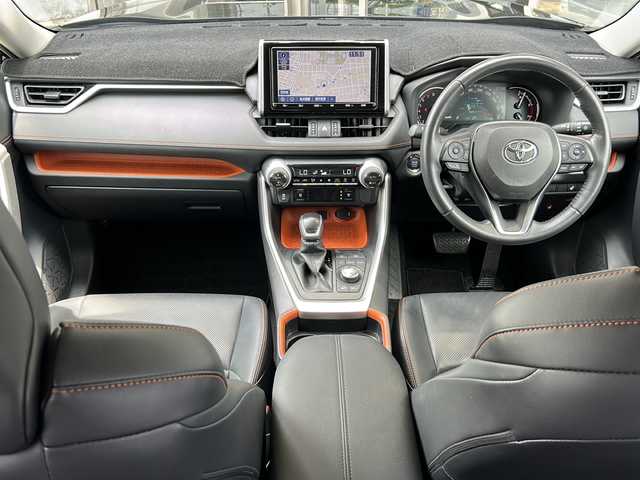 トヨタ ＲＡＶ４ アドベンチャー 静岡県 2019(令1)年 4万km アティチュードブラックマイカ 純正ナビ/・AM/・FM/・フルセグTV/・Bluetooth/・SD/・SD録音/・CD/・DVD/主要装備/・バックカメラ/・衝突被害軽減システム/・ＥＴＣ/・オートハイビーム/・ハンドルヒーター/・サイドカーテンエアバッグ/・ＭＴモード付ＡＴ/・追従クルコン/・運転席パワーシート/・運転席+助手席シートヒーター＆ベンチレーション/・左右独立温度調整オートエアコン/・横滑り防止装置/・ダウンヒルアシストコントロール