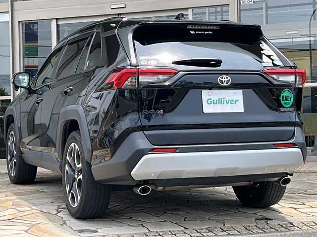 トヨタ ＲＡＶ４ アドベンチャー 静岡県 2019(令1)年 4万km アティチュードブラックマイカ 純正ナビ/・AM/・FM/・フルセグTV/・Bluetooth/・SD/・SD録音/・CD/・DVD/主要装備/・バックカメラ/・衝突被害軽減システム/・ＥＴＣ/・オートハイビーム/・ハンドルヒーター/・サイドカーテンエアバッグ/・ＭＴモード付ＡＴ/・追従クルコン/・運転席パワーシート/・運転席+助手席シートヒーター＆ベンチレーション/・左右独立温度調整オートエアコン/・横滑り防止装置/・ダウンヒルアシストコントロール