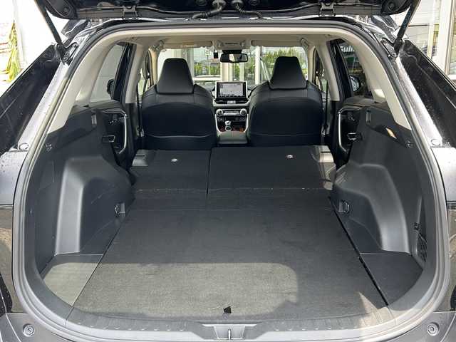 トヨタ ＲＡＶ４ アドベンチャー 静岡県 2019(令1)年 4万km アティチュードブラックマイカ 純正ナビ/・AM/・FM/・フルセグTV/・Bluetooth/・SD/・SD録音/・CD/・DVD/主要装備/・バックカメラ/・衝突被害軽減システム/・ＥＴＣ/・オートハイビーム/・ハンドルヒーター/・サイドカーテンエアバッグ/・ＭＴモード付ＡＴ/・追従クルコン/・運転席パワーシート/・運転席+助手席シートヒーター＆ベンチレーション/・左右独立温度調整オートエアコン/・横滑り防止装置/・ダウンヒルアシストコントロール