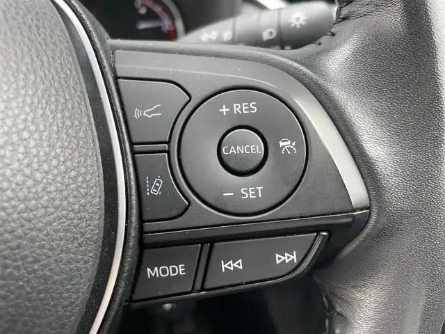 トヨタ ＲＡＶ４ アドベンチャー オフロードPKG 香川県 2021(令3)年 4.3万km 黒 登録時走行距離；42656km/純正ナビ/TRDエアロ/全方位カメラ/ドライブレコーダー/ETC/衝突被害軽減システム/レーンキープアシスト/クルーズコントロール/クリアランスソナー/LEDヘッドライト/純正フロアマット/純正AW18インチ/ルーフレール/スマートキー
