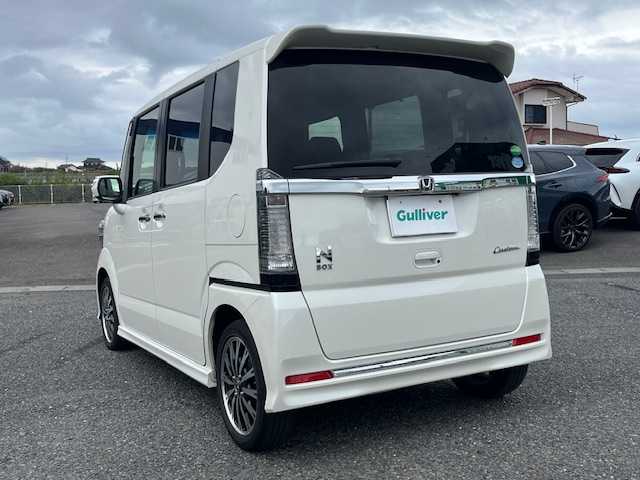 ホンダ Ｎ ＢＯＸ G ターボ Lパッケージ 茨城県 2015(平27)年 4.5万km プレミアムホワイトパールⅡ 社外ナビ　/-BT/TV/クルーズコントロール　/バックカメラ　/両側パワースライドドア　/ＥＴＣ　/プッシュスタート　/オートライト　/横滑り防止装置　/盗難防止装置　/衝突軽減システム　/エアバックＷ＋サイド　/純正フロアマット/純正アルミホイール