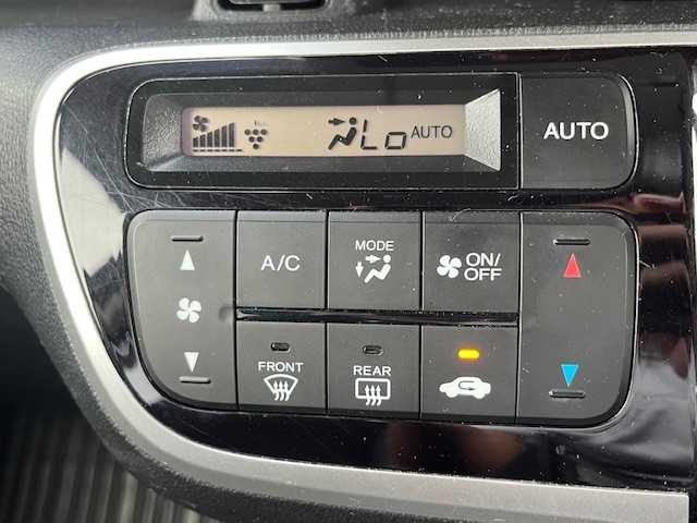 ホンダ Ｎ ＢＯＸ G ターボ Lパッケージ 茨城県 2015(平27)年 4.5万km プレミアムホワイトパールⅡ 社外ナビ　/-BT/TV/クルーズコントロール　/バックカメラ　/両側パワースライドドア　/ＥＴＣ　/プッシュスタート　/オートライト　/横滑り防止装置　/盗難防止装置　/衝突軽減システム　/エアバックＷ＋サイド　/純正フロアマット/純正アルミホイール