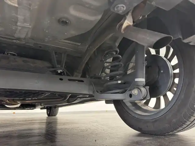 ダイハツ タント カスタム RS 三重県 2019(令1)年 4.1万km パールブラック ガソリン・ターボ/FF/インパネCVT/純正 9インチナビ NSZN-Y69DS/（CD/DVD/FM/AM/TV/MEMORY MUSIC/SD/Bluetooth/USB/HDMI/ドラレコ）/バックカメラ/両側パワースライドドア/ドライブレコーダー 前方/ETC/スマートアシスト3/・衝突回避支援ブレーキ機能（対車両・対歩行者）/・衝突警報機能（対車両・対歩行者）/・ブレーキ制御付誤発進抑制機能（前方・後方）/・レーダークルコン/・レーンキープコントロール（LKC）ステアリングアシスト/・車線逸脱抑制制御機能/・車線逸脱警報機能/・コーナーセンサー（フロント2個／リヤ2個）/・標識認識機能（進入禁止）/・先行車発進お知らせ/装備/・ハーフレザーシート/・シートヒーター（D/N）/・オートエアコン/・オートライト/・オートハイビーム/・LED ヘッドランプ＋サイドビューランプ＋フロントフォグランプ/・運転席ロングスライド機能/・ステアリングスイッチ/・充電用USBジャック（タイプA・運転席側）/・プッシュスタート/・純正15inAW/・スマートキーx2/・保/取/ナビ取/など