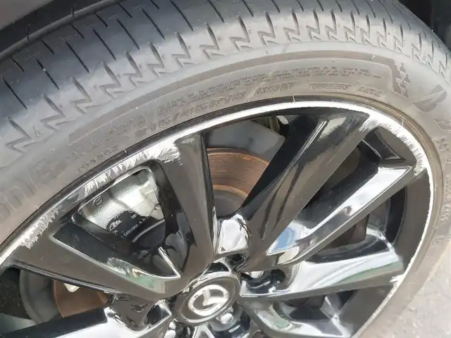 マツダ マツダ３ファストバック 20S ブラックトーンED 東京都 2022(令4)年 3.1万km ジェットブラックマイカ  i‐ACTIVSENSE/・スマートシティブレーキサポート/・車線逸脱警報システム/・レーンキープアシスト/・レーダークルーズコントロール/・クルージング & トラフィック・サポート /・誤発進抑制制御/・ブラインドスポットモニタリング/・アクティブドライビングディスプレイ/・360°ビューモニター/プッシュスタート/アイドリングストップ/パドルシフト/純正ナビ/フルセグTV/ETC/ドライブレコーダー/運転席メモリー機能付きパワーシート/シートヒーター/LEDヘッドライト/18インチ純正アルミホイール/スマートキー