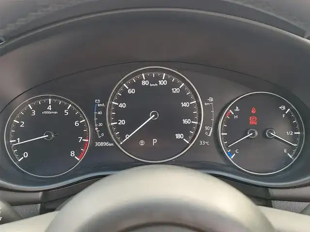 マツダ マツダ３ファストバック 20S ブラックトーンED 東京都 2022(令4)年 3.1万km ジェットブラックマイカ  i‐ACTIVSENSE/・スマートシティブレーキサポート/・車線逸脱警報システム/・レーンキープアシスト/・レーダークルーズコントロール/・クルージング & トラフィック・サポート /・誤発進抑制制御/・ブラインドスポットモニタリング/・アクティブドライビングディスプレイ/・360°ビューモニター/プッシュスタート/アイドリングストップ/パドルシフト/純正ナビ/フルセグTV/ETC/ドライブレコーダー/運転席メモリー機能付きパワーシート/シートヒーター/LEDヘッドライト/18インチ純正アルミホイール/スマートキー