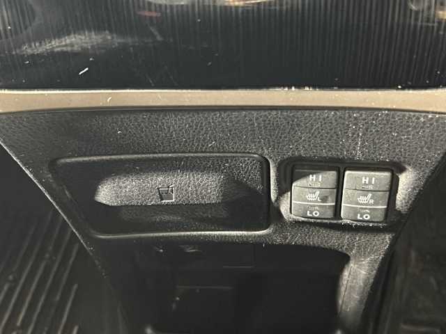 トヨタ エスクァイア ハイブリッド Gi ブラックテーラード 沖縄県 2016(平28)年 6.2万km スパークリングブラックパールクリスタルシャイン 県外仕入れ/純正9インチナビ/(フルセグTV/CD/DVD/BT)/バックカメラ/社外フリップダウンモニター/両側パワースライドドア/トヨタセーフティセンス/クルーズコントロール/レーンディパーチャーアラート/オートマチックハイビーム/前後ドラレコ/ETC2.0/ステアリングスイッチ/リアオートエアコン/シートヒーター