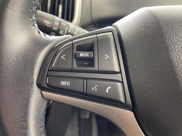 スズキ ソリオ バンディット HV MV 岐阜県 2017(平29)年 5.6万km プレミアムシルバーメタリック/ブラック2トーンルーフ 純正ナビ/　(AM/FM/CD/DVD/Bluetooth/フルセグTV)/全方位カメラ/衝突軽減ブレーキ/レーンキープアシスト/クルーズコントロール/両側パワースライドドア/LEDヘッドライト/革巻きステアリング/シートヒーター/ETC/純正アルミホイール/純正フロアマット/ドアバイザー