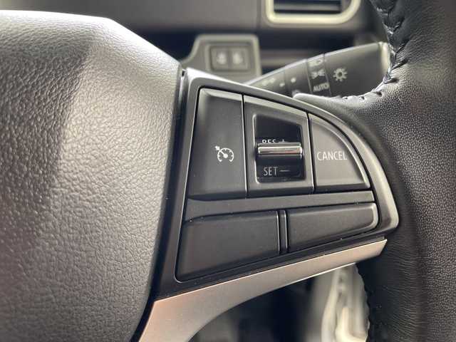 スズキ ソリオ バンディット HV MV 岐阜県 2017(平29)年 5.6万km プレミアムシルバーメタリック/ブラック2トーンルーフ 純正ナビ/　(AM/FM/CD/DVD/Bluetooth/フルセグTV)/全方位カメラ/衝突軽減ブレーキ/レーンキープアシスト/クルーズコントロール/両側パワースライドドア/LEDヘッドライト/革巻きステアリング/シートヒーター/ETC/純正アルミホイール/純正フロアマット/ドアバイザー