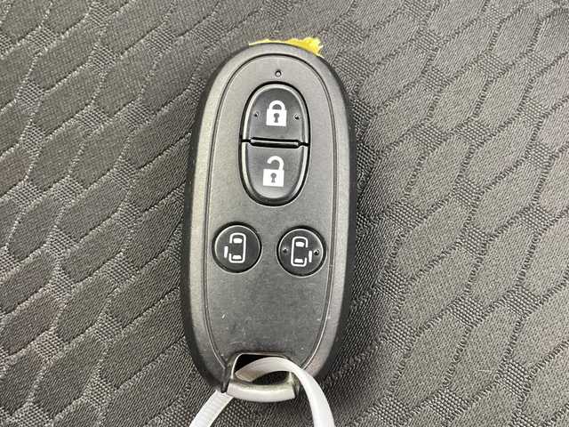 スズキ ソリオ バンディット HV MV 岐阜県 2017(平29)年 5.6万km プレミアムシルバーメタリック/ブラック2トーンルーフ 純正ナビ/　(AM/FM/CD/DVD/Bluetooth/フルセグTV)/全方位カメラ/衝突軽減ブレーキ/レーンキープアシスト/クルーズコントロール/両側パワースライドドア/LEDヘッドライト/革巻きステアリング/シートヒーター/ETC/純正アルミホイール/純正フロアマット/ドアバイザー