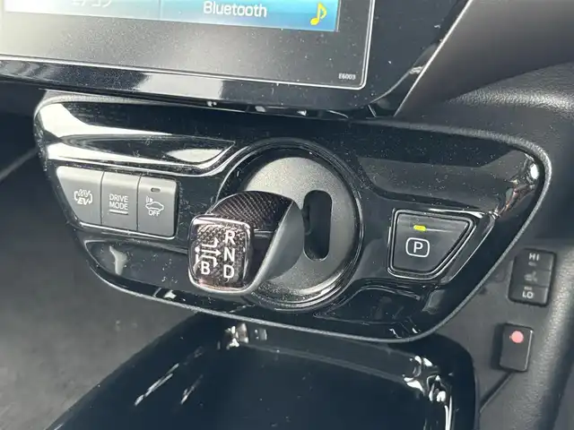 トヨタ プリウス ＰＨＶ S GRスポーツ 大分県 2019(平31)年 11.7万km アティチュードブラックマイカ ・純正ナビ(BT.USB.AUX)/・フルセグテレビ/・バックカメラ/・プリクラッシュセーフティ/・AC100V/・レーダークルーズコントロール/・ETC 2.0/・ドライブレコーダー/・テレビキャンセラー/・前席シートヒーター/・ハーフレザーシート/・オートハイビーム/・オートライト/・ステアリングリモコン/・スマートキー/・プッシュスタート/・GRフロアマット