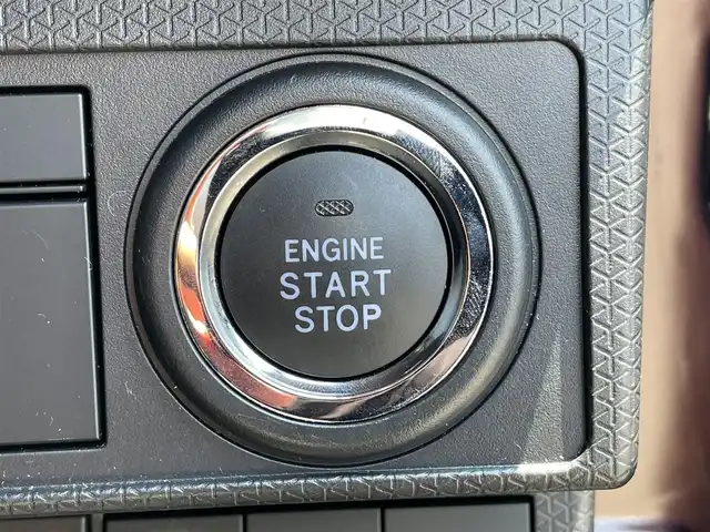 ダイハツ タント X 滋賀県 2022(令4)年 1.8万km プラムブラウンクリスタルマイカ 社外ナビ/Bluetooth/バックカメラ/片側パワースライドドア/ETC/スマートアシスト/・衝突回避支援ブレーキ機能/・衝突警報機能/・ブレーキ制御付呉発進抑制機能/・車線逸脱抑制制御機能/・車線逸脱警報機能/・路側逸脱警報機能/・ふらつき警報/・標識認識機能/LEDヘッドライト/オートライト/D/N席シートヒーター /プッシュスタート /スマートキー/スペアキー