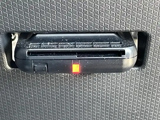 ダイハツ タント X 滋賀県 2022(令4)年 1.8万km プラムブラウンクリスタルマイカ 社外ナビ/Bluetooth/バックカメラ/片側パワースライドドア/ETC/スマートアシスト/・衝突回避支援ブレーキ機能/・衝突警報機能/・ブレーキ制御付呉発進抑制機能/・車線逸脱抑制制御機能/・車線逸脱警報機能/・路側逸脱警報機能/・ふらつき警報/・標識認識機能/LEDヘッドライト/オートライト/D/N席シートヒーター /プッシュスタート /スマートキー/スペアキー