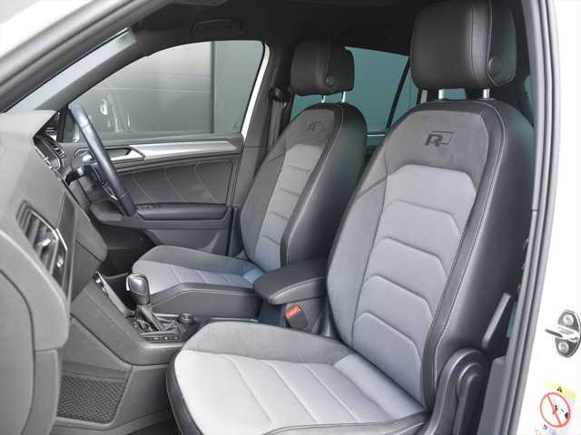 フォルクスワーゲン ティグアン TDI 4モーション Rライン 和歌山県 2020(令2)年 5.1万km オリックスホワイトパールエフェクト 純ナビ /360度カメラ /TV /CarPlay /ACC /BSM /LKA /フロントアシスト /リアトラフィック /Bluetoothオーディオ /オートテールゲート /スマートキー /パークアシスト /シートヒーター /アイドリングストップ /LEDライト /ETC