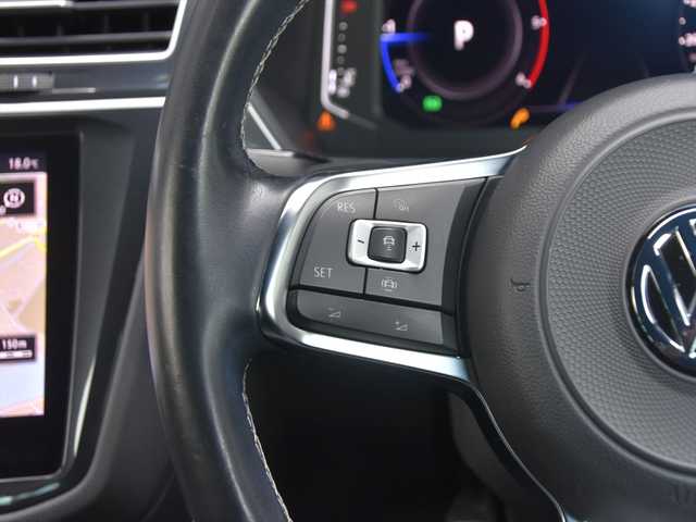 フォルクスワーゲン ティグアン TDI 4モーション Rライン 和歌山県 2020(令2)年 5.1万km オリックスホワイトパールエフェクト 純ナビ /360度カメラ /TV /CarPlay /ACC /BSM /LKA /フロントアシスト /リアトラフィック /Bluetoothオーディオ /オートテールゲート /スマートキー /パークアシスト /シートヒーター /アイドリングストップ /LEDライト /ETC