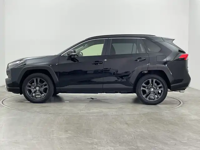 トヨタ ＲＡＶ４ ハイブリッド アドベンチャー 群馬県 2024(令6)年 1.9万km アティチュードブラックマイカ 純正１０．５型ナビ　ブラインドスポットモニター　デジタルインナーミラー　バックカメラ　アダプティブクルーズコントロール　シートベンチレーション　シートヒーター　ドライブレコーダー　ＥＴＣ２．０　禁煙車
