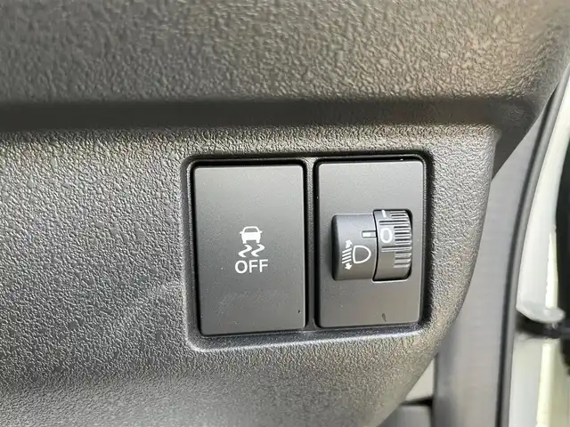 ホンダ Ｎ ＢＯＸ カスタム ターボ 石川県 2024(令6)年 1.2万km パール ターボ/純正9型ナビ/フルセグTV/全方位カメラ/LEDヘッドライト/ETC/両側パワースライド/オートライト/純正アルミホイール/ホンダセンシング/ハーフレザーシート/レーダークルーズ/スマートキー/シートヒーター/プッシュスタート/電動ミラー/オートライト/保証書