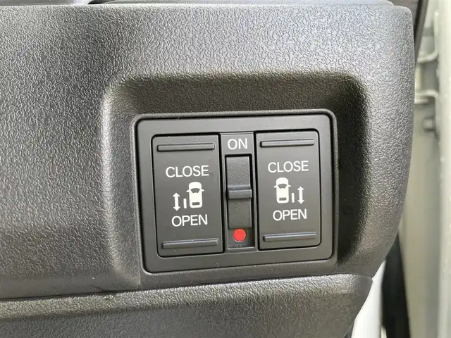 ホンダ Ｎ ＢＯＸ カスタム ターボ 石川県 2024(令6)年 1.2万km パール ターボ/純正9型ナビ/フルセグTV/全方位カメラ/LEDヘッドライト/ETC/両側パワースライド/オートライト/純正アルミホイール/ホンダセンシング/ハーフレザーシート/レーダークルーズ/スマートキー/シートヒーター/プッシュスタート/電動ミラー/オートライト/保証書