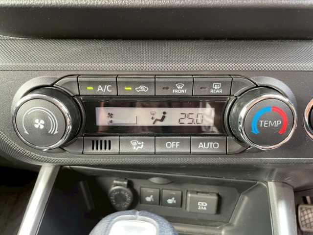 トヨタ ライズ Z 岩手県 2020(令2)年 4.5万km ブラックマイカメタリック 4WD/ETC2.0/純正メモリーナビ（CD/DVD/BT)/バックカメラ/フルセグ/純正ドラレコ（F）/純正17AW/LEDヘッドライト/シートヒーター/BMS/ウインドシールドデアイサー