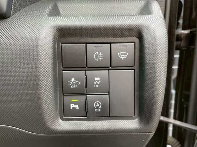 トヨタ ライズ Z 岩手県 2020(令2)年 4.5万km ブラックマイカメタリック 4WD/ETC2.0/純正メモリーナビ（CD/DVD/BT)/バックカメラ/フルセグ/純正ドラレコ（F）/純正17AW/LEDヘッドライト/シートヒーター/BMS/ウインドシールドデアイサー