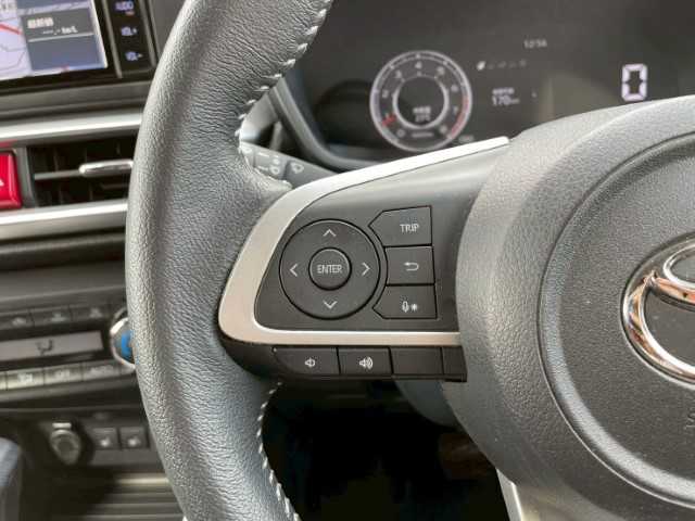 トヨタ ライズ Z 岩手県 2020(令2)年 4.5万km ブラックマイカメタリック 4WD/ETC2.0/純正メモリーナビ（CD/DVD/BT)/バックカメラ/フルセグ/純正ドラレコ（F）/純正17AW/LEDヘッドライト/シートヒーター/BMS/ウインドシールドデアイサー