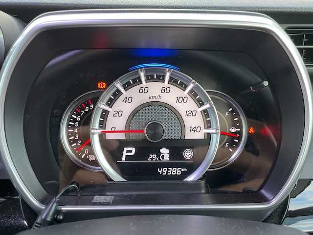 スズキ スペーシア カスタム HYBRID XS ターボ 静岡県 2018(平30)年 5万km ピュアホワイトP 純正ナビCN-RZ83/【CD・ＤＶＤ・フルセグ・ＢＴ・ｉｐｏｄ・USB】/前後ドライブレコーダー/ＥＴＣ/両側パワースライドドア/コーナーセンサー/ヘッドアップディスプレイ/運転席シートヒーター/横滑り防止/アイドリングストップ/ハーフレザーシート/純正フロアマット/純正１５インチAW/オートライト/LEDヘッドライト/スマートキー/プッシュスタート/取扱説明書