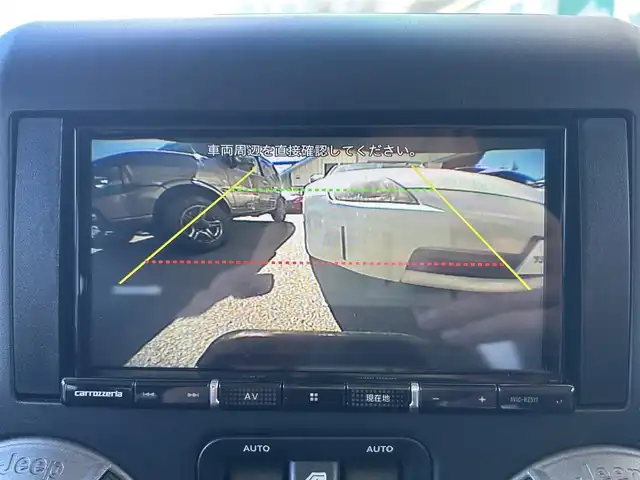 クライスラー・ジープ ジープ ラングラー アンリミテッド スポーツ 愛知県 2016(平28)年 11.5万km 白 ４ＷＤ　社外ナビ　フルセグＴＶ　ＤＶＤ再生　Ｂｌｕｅｔｏｏｔｈ接続　サイド　バックカメラ　デジタルミラー　ドラレコ　ＥＴＣ　クルコン　ダウンヒルアシスト　横滑り防止　背面タイヤ　前後フォグランプ