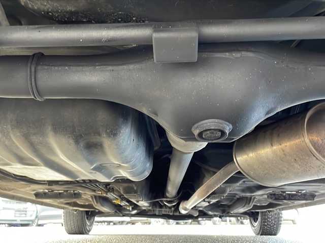 トヨタ ルーミー カスタムG 新潟県 2018(平30)年 6.8万km レーザーブルークリスタルシャイン 純正9インチナビ/(Bluetooth/AM/FM/CD/DVD)/フルセグTV/レーダークルーズコントロール/両側パワースライドドア/衝突軽減システム/バックカメラ/4WD/LEDヘッドライト/純正AW付タイヤ/純正フロアマット/コーナーセンサー/ETC/ステアリングスイッチ/レザー調シートカバー