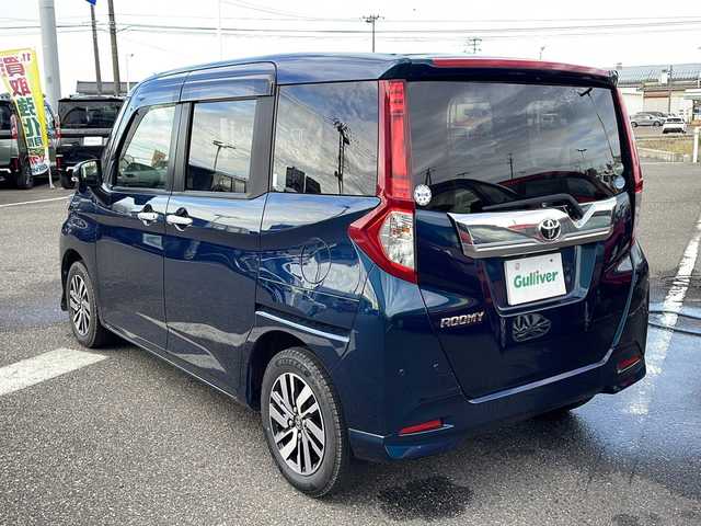 トヨタ ルーミー カスタムG 新潟県 2018(平30)年 6.8万km レーザーブルークリスタルシャイン 純正9インチナビ/(Bluetooth/AM/FM/CD/DVD)/フルセグTV/レーダークルーズコントロール/両側パワースライドドア/衝突軽減システム/バックカメラ/4WD/LEDヘッドライト/純正AW付タイヤ/純正フロアマット/コーナーセンサー/ETC/ステアリングスイッチ/レザー調シートカバー