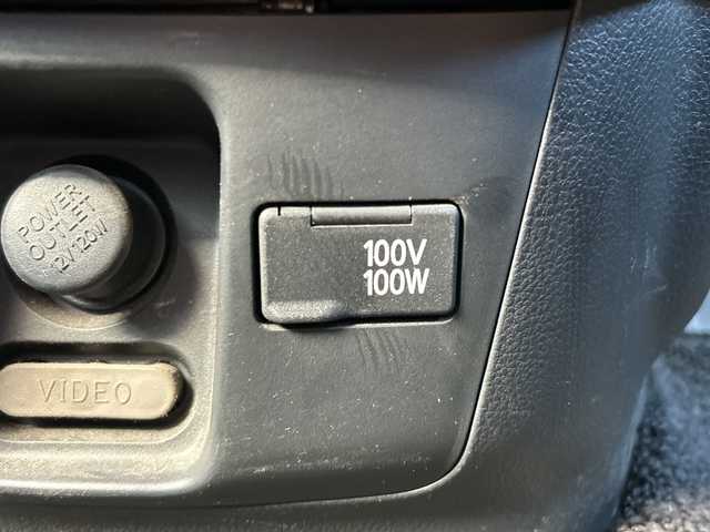 日産 セレナ ハイウェイスター VエアロセレHDD 群馬県 2010(平22)年 12.2万km ダイヤモンドシルバー 純正HDDナビ/（CD/DVD/AUX）/フルセグTV/バックカメラ/両側パワースライドドア/AC100V/スマートキー/電動格納ミラー/純正AW/HID/FOG/オートライト/保証書/取説/スペアキー