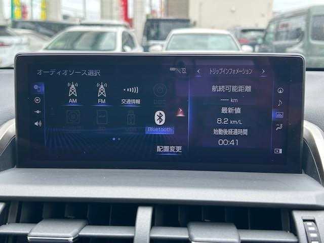 レクサス ＮＸ 300 バージョンL 埼玉県 2018(平30)年 3.3万km ソニッククォーツ Lexus Safety System+/・プリクラッシュセーフティシステム/・レーンディパーチャーアラート/・アダプティブハイビームシステム/・オートマチックハイビーム/・レーダークルーズコントロール/(全車速追従機能付)/パノラマルーフ/レザーシート/全席パワーシート(運転席メモリー付き)/全席シートヒーター(前席エアーシート)/ハンドルヒーター/前後クリアランスソナー/ブラインドスポットモニター/純正メモリナビ/Bluetooth/CD/SD/USB/AUX/フルセグTV/Miracast/フルセグTV/パノラミックビューモニター/バックカメラ/パドルシフト/前後ドライブレコーダー/ETC2.0/三眼LEDヘッドライト/保証書/取扱説明書/スペアキー