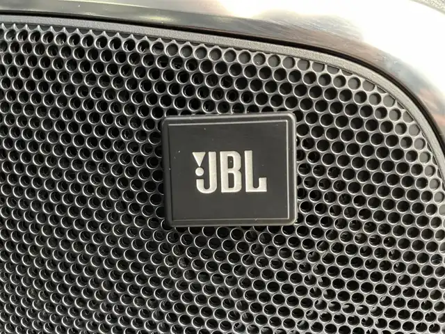 トヨタ アルファードハイブリット SR 宮城県 2019(令1)年 5.1万km ダークレッドマイカメタリック 4WD/ツインムーンルーフ/JBLサウンドシステム/後席モニター/デジタルインナーミラー/トヨタセーフティセンス/・プリクラッシュセーフティ/・レーントレーシングアシスト/・レーダークルーズコントロール/・ロードサインアシスト/・オートマチックハイビーム/純正ナビ/・アラウンドビューモニター/・Bluetooth/CD/・フルセグTV/・USB入力端子/ブラインドスポットモニター/前後コーナーセンサー/リヤクロストラフィックアラート/オートブレーキホールド/電子パーキング/前後ドライブレコーダー/LED2.0/電動リアゲート/革巻きステアリングウッドコンビ/レザーシート/・シートメモリー(運転席)/・シートベンチレーション(運転席・助手席)/・シートヒーター（運転席/助手席）/・オットマン（助手席・2列目）/AC100V充電/LEDヘッドライト/・オートライト/・フォグランプ/純正アルミホイール/純正フロアマット