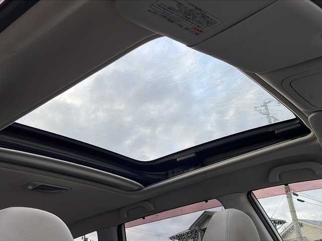 スバル フォレスター 2．0XT プラチナセレクション 岩手県 2008(平20)年 15.6万km サテンホワイトパール サンルーフ　エンジンスターター　純正ＨＤＤナビ　バックカメラ　ＣＤ／ＤＶＤ再生　ＥＴＣ　運転席パワーシート　シートヒーター　ＨＩＤヘッドライト　ドアバイザー　スマートキー　フロントフォグ　１８ＡＷ