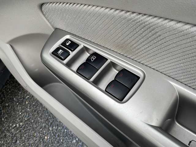 スバル フォレスター 2．0XT プラチナセレクション 岩手県 2008(平20)年 15.6万km サテンホワイトパール サンルーフ　エンジンスターター　純正ＨＤＤナビ　バックカメラ　ＣＤ／ＤＶＤ再生　ＥＴＣ　運転席パワーシート　シートヒーター　ＨＩＤヘッドライト　ドアバイザー　スマートキー　フロントフォグ　１８ＡＷ