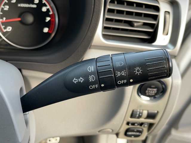 スバル フォレスター 2．0XT プラチナセレクション 岩手県 2008(平20)年 15.6万km サテンホワイトパール サンルーフ　エンジンスターター　純正ＨＤＤナビ　バックカメラ　ＣＤ／ＤＶＤ再生　ＥＴＣ　運転席パワーシート　シートヒーター　ＨＩＤヘッドライト　ドアバイザー　スマートキー　フロントフォグ　１８ＡＷ