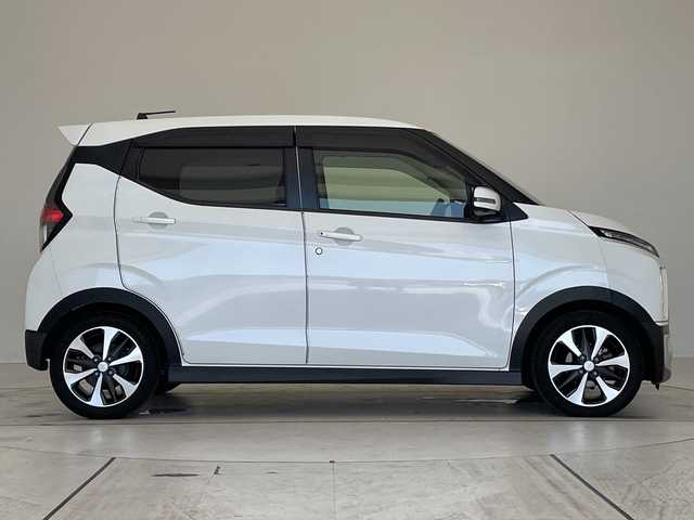三菱 ｅＫクロス T 愛知県 2019(令1)年 4.7万km シルキーホワイト プロパイロット/純正9型ナビ/全方位カメラ/クルーズコントロール/シートヒーター/バックカメラ/コーナーセンサー/インテリジェントミラー/純正アルミホイール/LEDヘッドライト/オートライト/ドライブレコーダー/衝突軽減システム/フルセグ/CD DVD/Bluetooth/ステアリングスイッチ/スマートキー/プッシュスタート
