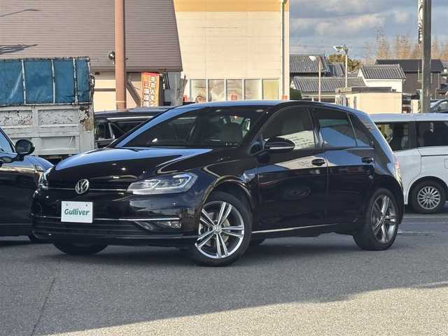 フォルクスワーゲン ゴルフ TSI ハイライン マイスター 奈良県 2020(令2)年 6.8万km ディープブラックパールエフェクト 1オーナー/純正メーカーナビ/BT/CD/USB/DVD/SD/TV/AUX//ブラインドスポットモニター/テレビキャンセラー/レーンキープアシスト/コーナーセンサー/レーダークルコン/リアトラフィックアラート/ETC2.0/バックカメラ/パーキングアシスト/ステアリングスイッチ/パワーシート/レザーシート/シートヒーター/メモリーシート/MTモード付AT/プッシュスタート/オートLEDライト/保証書・取説・スペアキー