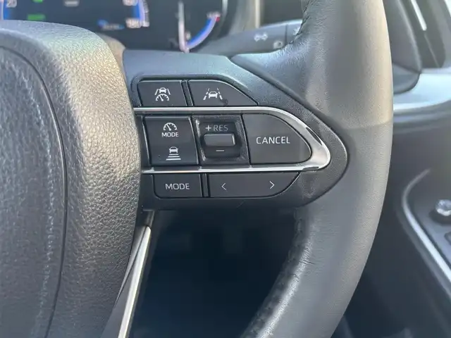 トヨタ ヴォクシー ハイブリッド S－Z 愛知県 2023(令5)年 2.9万km マッシブグレー ワンオーナー　禁煙　１０インチＷゾーンナビ　フルセグＴＶ　ＤＶＤ再生　スマホ連携　HDMI　USB　全方位カメラ　純正１４インチ後席モニタ　ビルトインＥＴＣ　両側パワースライドドア　パワーバックドア　追従　ＬＫＡ　ＢＳＭ　AC1500W電源　1，2列目シートヒーター