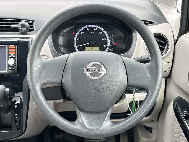 日産 デイズ J 茨城県 2014(平26)年 6.9万km プレミアムパープルP 純正メモリナビ【MM114D-W】/(地デジTV・CD・ラジオ再生)/社外フロアマット/ハロゲンライト/リモコンキー/取扱説明書/保証書