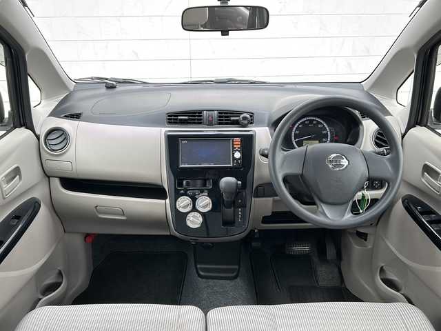 日産 デイズ J 茨城県 2014(平26)年 6.9万km プレミアムパープルP 純正メモリナビ【MM114D-W】/(地デジTV・CD・ラジオ再生)/社外フロアマット/ハロゲンライト/リモコンキー/取扱説明書/保証書