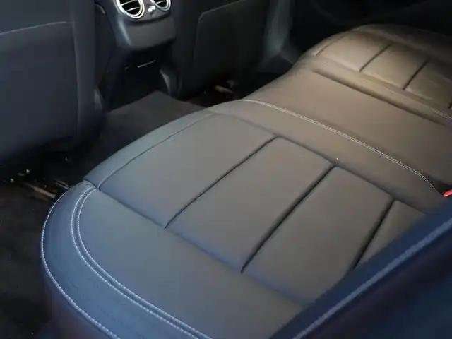 メルセデス・ベンツ Ｅ２２０ｄ SWアバンギャルド AMGライン 静岡県 2019(令1)年 5.5万km カバンサイトブルー レザーエクスクルーシブ/ブラックレザーシートシートヒーター/CommandHDDナビフルセグTVBluetooth/全方位カメラ/ヘッドアップディスプレイ/ブルメスターサラウンド/エアバランス/パワーバックドア/DSRCETC