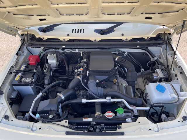 スズキ ジムニー XC 愛知県 2021(令3)年 3.2万km シフォンアイボリーM ・禁煙車/・デュアルカメラブレーキサポート/・車線逸脱警報/・横滑り防止装置/・前席シートヒーター/・背面タイヤ/・純正１６インチアルミ/・クルーズコントロール/・プッシュスタート/・電動格納ミラーウインカー/・新車保証書/・取扱説明書/・スペアキー