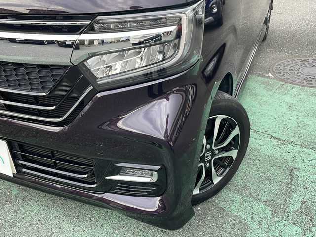 ホンダ Ｎ ＢＯＸ カスタム G EX ホンダセンシング 埼玉県 2020(令2)年 6.5万km プレミアムベルベットパープル・パール ホンダセンシング/　・衝突軽減ブレーキ/　・誤発進抑制機能/　・後方誤発進抑制機能/　・歩行者事故低減ステアリング/　・路外逸脱抑制機能/　・先行車発進お知らせ機能/　・標識認識機能/　・オートハイビーム/　・アダプティブクルーズコントロール/　・車線維持支援システム/バックカメラ/コーナーセンサー/ダブル＋サイドエアバッグ/カーテンエアバッグ/Gathers製純正ナビゲーション/AM/FM/CD/DVD/Bluetooth/ETC/片側パワースライドドア/エアロパーツ/純正アルミホイール/ワンオーナー/取扱説明書/保証書/スペアキー1本