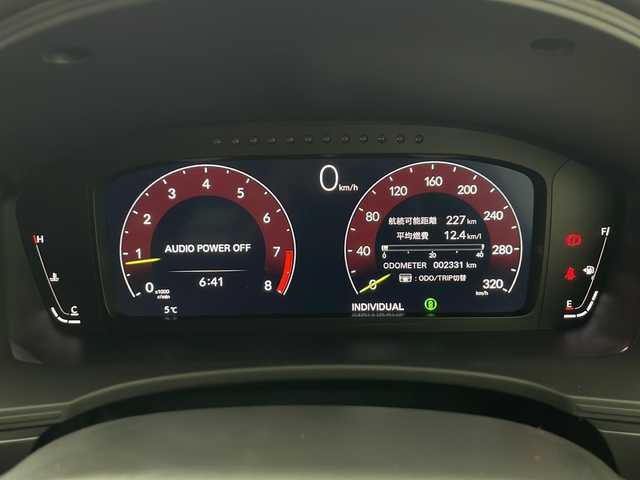 ホンダ シビック タイプR 埼玉県 2024(令6)年 0.3万km チャンピオンシップホワイト ワンオーナー/AIS検査済み/登録時走行2400km/6MT/HONDA　CONNECTディスプレイ/ホンダセンシング/レーンキープアシスト/アダプティブクルーズコントロール/純正ビルトインETC2.0/ブラインドスポットモニター/TYPE R専用10.2インチデジタルグラフィックメーター/Honda LogR/前後コーナーセンサー/ヒルスタートアシスト/ブレーキホールド/純正19インチリバースリムアルミホイール/純正フロアマット/ブレンボキャリパー/フルLEDヘッドライト/プッシュスタート/スマートキー/スペアキー/オートライト/オートマチックハイビーム/電動格納ミラー/ドアミラーウインカー/ドアバイザー