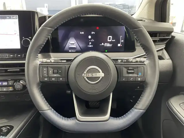 日産 ノート オーテック 滋賀県 2021(令3)年 3.2万km 黒 禁煙車/純正ナビ/Bluetooth/USB/CarPlay/フルセグテレビ/アラウンドビューモニター/全方位運転支援システム/・インテリジェントジェンシーブレーキ/・踏み間違い衝突防止アシスト/・標識検知機能/・前方衝突予測警報/・車両逸脱警報/・ふらつき警報/・車線逸脱防止支援システム/ビルトインETC2.0/レザーシート/シートヒーター /ステアリングヒーター/アダプティブLEDヘッドライト/インテリジェントオートライト/ハイビームアシスト/プッシュスタート /スマートキー/純正フロアマット