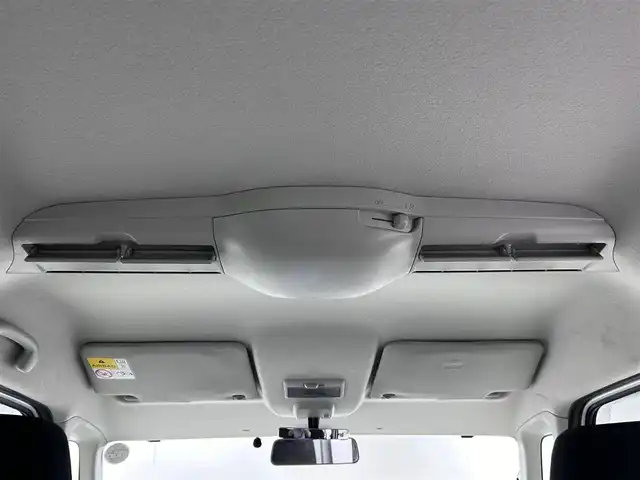 スズキ スペーシア HYBRID X 佐賀県 2018(平30)年 1.5万km ピュアホワイトP 社外8インチナビ/フルセグTV/CD/DVD/Bluetooth/バックカメラ/衝突被害軽減システム/パーキングソナー/横滑り防止装置/オートライト/オートマチックハイビーム/両側パワースライドドア/運転席シートヒーター/後席サンシェード/ETC/ISOFIX対応シート/サーキュレーター/純正ドアバザー/スマートキー/スペアキー×１/プッシュスタート/電動格納ミラー/ウィンカーミラ