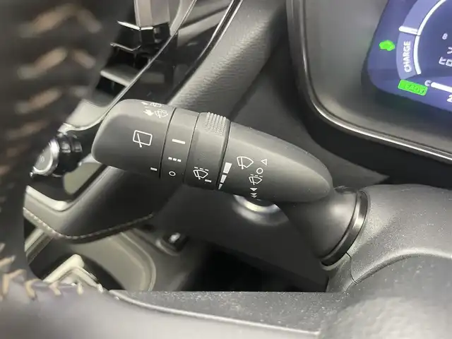 トヨタ カローラツーリング ハイブリッド ダブルバイビー 埼玉県 2023(令5)年 2.6万km プラチナホワイトパールマイカ モデリスタエアロ/Toyota Safety Sense/純正１０．５型ナビ/バックカメラ/地デジＴＶ/ビルトインＥＴＣ２．０/レーダークルーズコントロール/ＢＳＭ/白革レザー/シートヒーター/ステアリングヒーター/純正アルミホイール