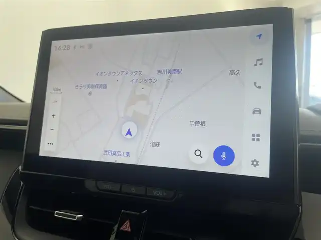 トヨタ カローラツーリング ハイブリッド ダブルバイビー 埼玉県 2023(令5)年 2.6万km プラチナホワイトパールマイカ モデリスタエアロ/Toyota Safety Sense/純正１０．５型ナビ/バックカメラ/地デジＴＶ/ビルトインＥＴＣ２．０/レーダークルーズコントロール/ＢＳＭ/白革レザー/シートヒーター/ステアリングヒーター/純正アルミホイール