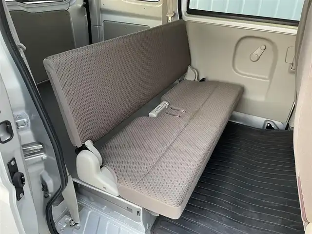 スズキ エブリイ PC リミテッド 福岡県 2018(平30)年 5.9万km シルキーシルバーメタリック ＲＢＳ装着車　/衝突軽減ブレーキ　/横滑り防止装置　/電格ミラー　/オーバーヘッドコンソール　/Ｗエアバック　/社外ドライブレコーダー　/前席パワーウインドウ　/リモコンキー　/純正オーディオ　/ヘッドライトレベライザー