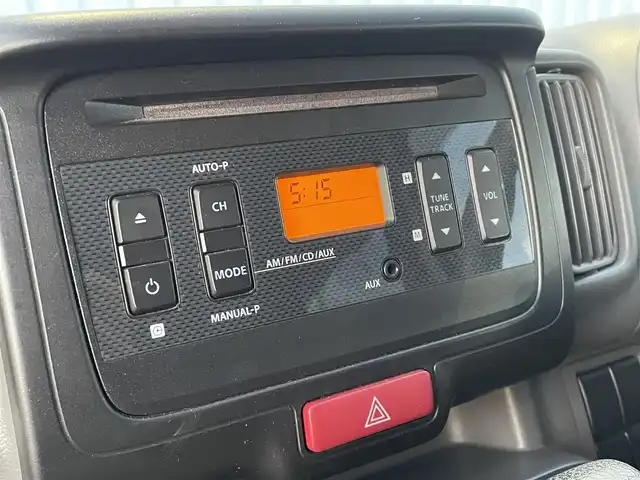 スズキ エブリイ PC リミテッド 福岡県 2018(平30)年 5.9万km シルキーシルバーメタリック ＲＢＳ装着車　/衝突軽減ブレーキ　/横滑り防止装置　/電格ミラー　/オーバーヘッドコンソール　/Ｗエアバック　/社外ドライブレコーダー　/前席パワーウインドウ　/リモコンキー　/純正オーディオ　/ヘッドライトレベライザー